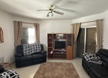 Таунхаус за 132 000 евро в Пафосе, Кипр