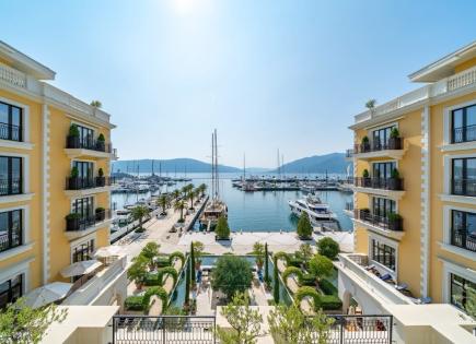 Квартира за 2 150 000 евро в Тивате, Черногория