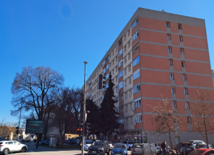 Офис за 395 000 евро в Любляне, Словения