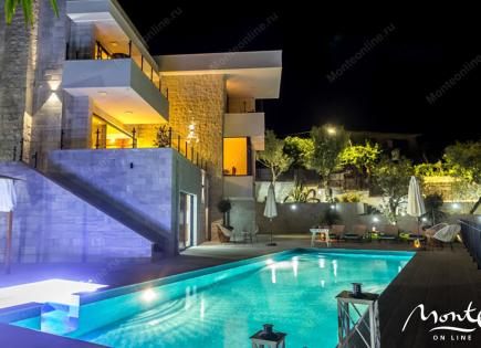 Вилла за 1 300 000 евро в Дженовичах, Черногория