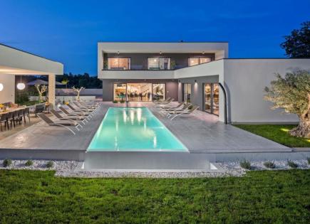 Вилла за 990 000 евро в Ровини, Хорватия