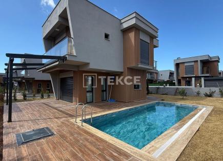 Вилла за 319 000 евро в Кушадасы, Турция