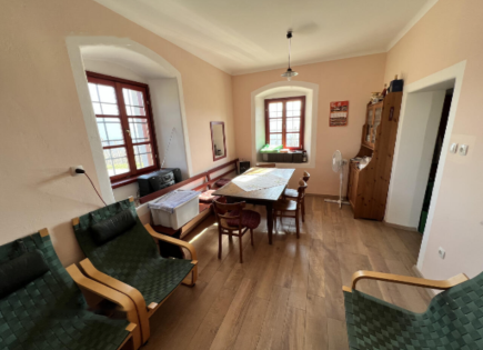 Дом за 95 000 евро в Литие, Словения