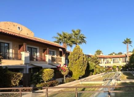 Таунхаус за 365 000 евро в Лимасоле, Кипр