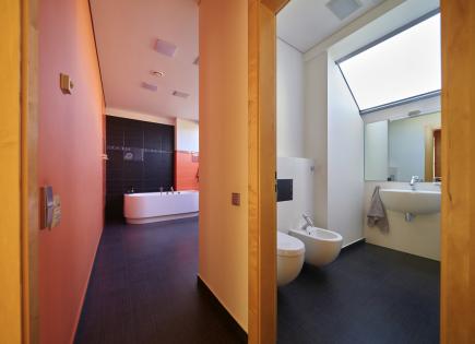 Дом за 675 000 евро в Риге, Латвия