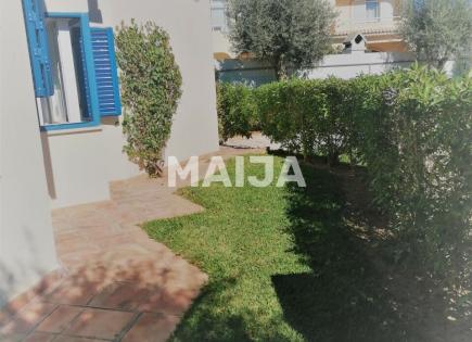 Вилла за 1 500 евро за месяц в Портимане, Португалия