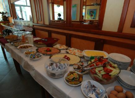 Отель, гостиница за 2 700 000 евро в Которе, Черногория