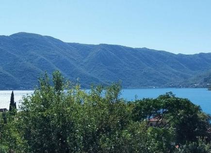 Квартира за 215 000 евро в Рисане, Черногория