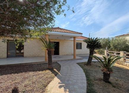 Коммерческая недвижимость за 595 000 евро в Пафосе, Кипр