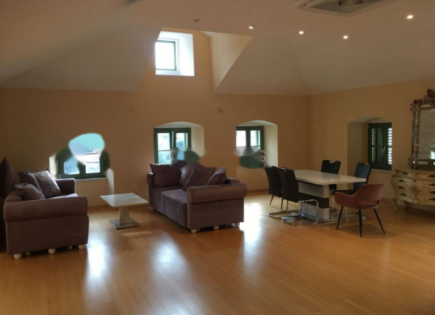 Квартира за 900 000 евро в Опатии, Хорватия