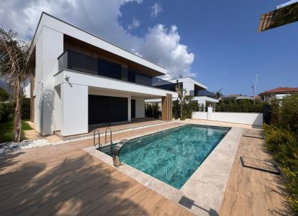 Вилла за 1 200 000 евро в Кемере, Турция