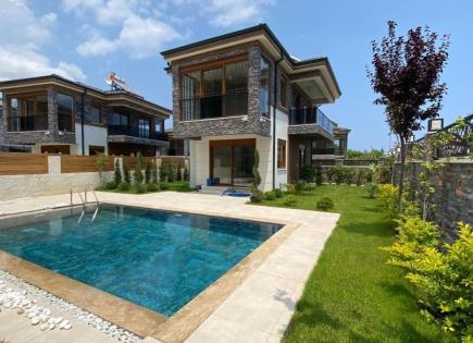 Вилла за 580 000 евро в Кемере, Турция