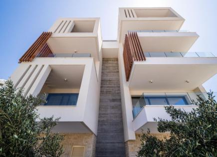 Коммерческая недвижимость за 2 600 000 евро в Пафосе, Кипр