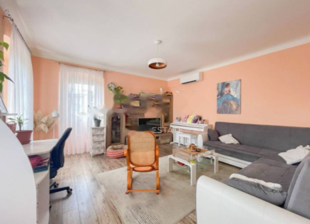 Квартира за 280 000 евро в Опатии, Хорватия