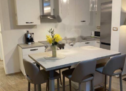 Квартира за 220 000 евро в Опатии, Хорватия