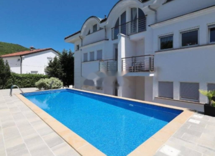 Квартира за 475 000 евро в Опатии, Хорватия