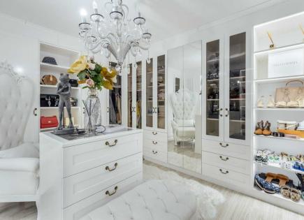 Квартира за 1 200 000 евро в Херцег-Нови, Черногория