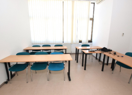 Офис за 260 000 евро в Любляне, Словения