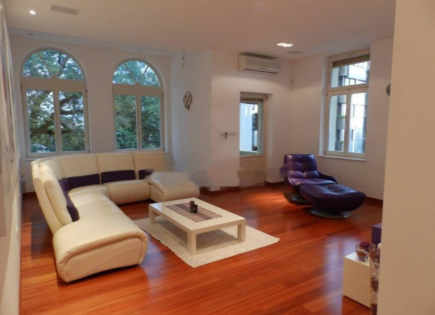 Квартира за 730 000 евро в Опатии, Хорватия