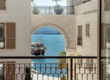 Апартаменты за 1 130 000 евро в Тивате, Черногория