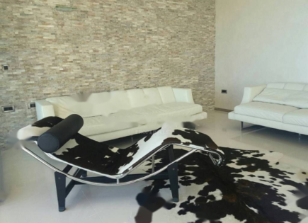 Дом за 690 000 евро в Опатии, Хорватия