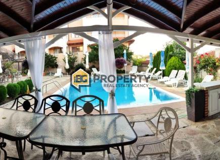 Отель, гостиница за 1 500 000 евро в Бяле, Болгария