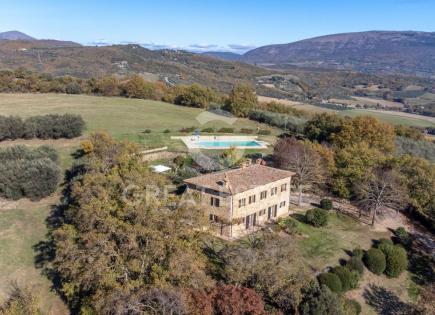 Дом за 890 000 евро в Корчано, Италия