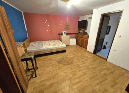 Квартира за 270 000 евро в Пиране, Словения