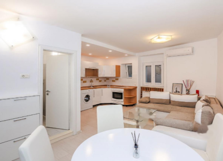 Квартира за 239 000 евро в Пиране, Словения