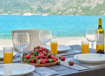 Дом за 750 000 евро в Костанице, Черногория