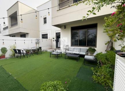 Таунхаус за 660 793 евро в Дубае, ОАЭ