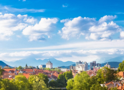 Офис за 3 620 000 евро в Любляне, Словения