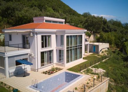 Дом за 1 200 000 евро в Кумборе, Черногория