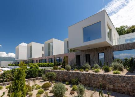 Вилла за 1 300 000 евро в Херцег-Нови, Черногория