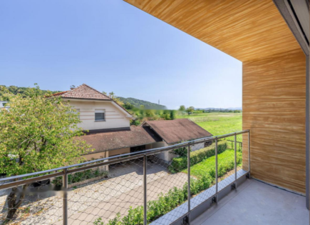 Квартира за 475 000 евро в Любляне, Словения