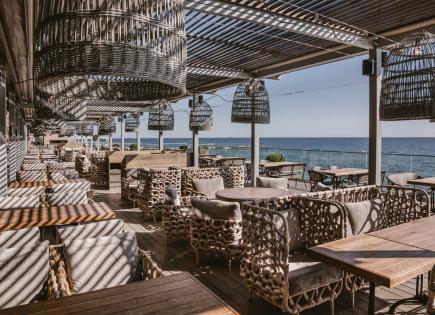 Коммерческая недвижимость за 1 300 000 евро в Барселоне, Испания