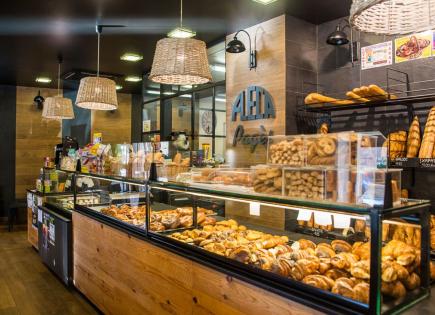 Коммерческая недвижимость за 730 000 евро в Барселоне, Испания