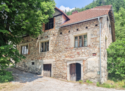 Ферма за 195 000 евро в Литие, Словения