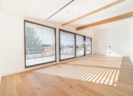 Квартира за 1 235 000 евро в Любляне, Словения