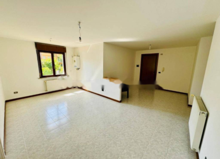 Квартира за 115 000 евро в Гориции, Италия