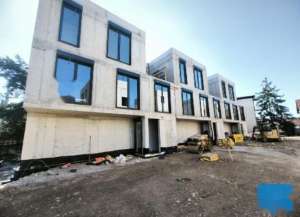 Дом за 1 280 500 евро в Любляне, Словения