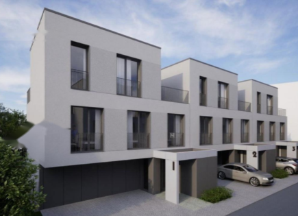 Дом за 1 167 160 евро в Любляне, Словения