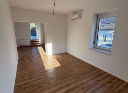 Квартира за 535 000 евро в Любляне, Словения