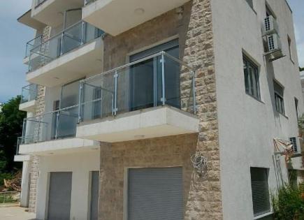 Квартира за 260 000 евро в Тивате, Черногория