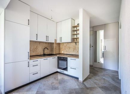 Квартира за 250 000 евро в Тивате, Черногория