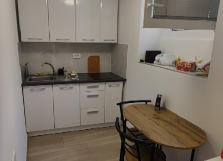 Квартира за 145 000 евро в Копере, Словения
