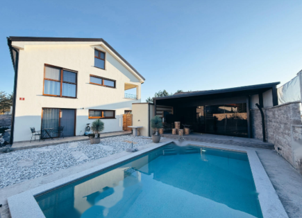 Дом за 1 250 000 евро в Словенска-Бистрице, Словения