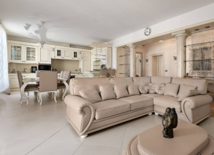 Квартира за 830 000 евро в Опатии, Хорватия