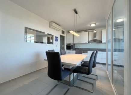 Квартира за 380 000 евро в Изоле, Словения