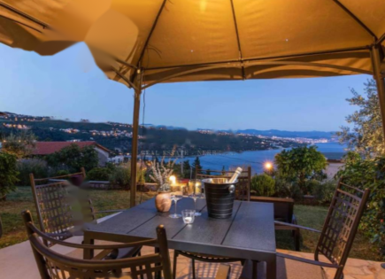 Квартира за 820 000 евро в Опатии, Хорватия